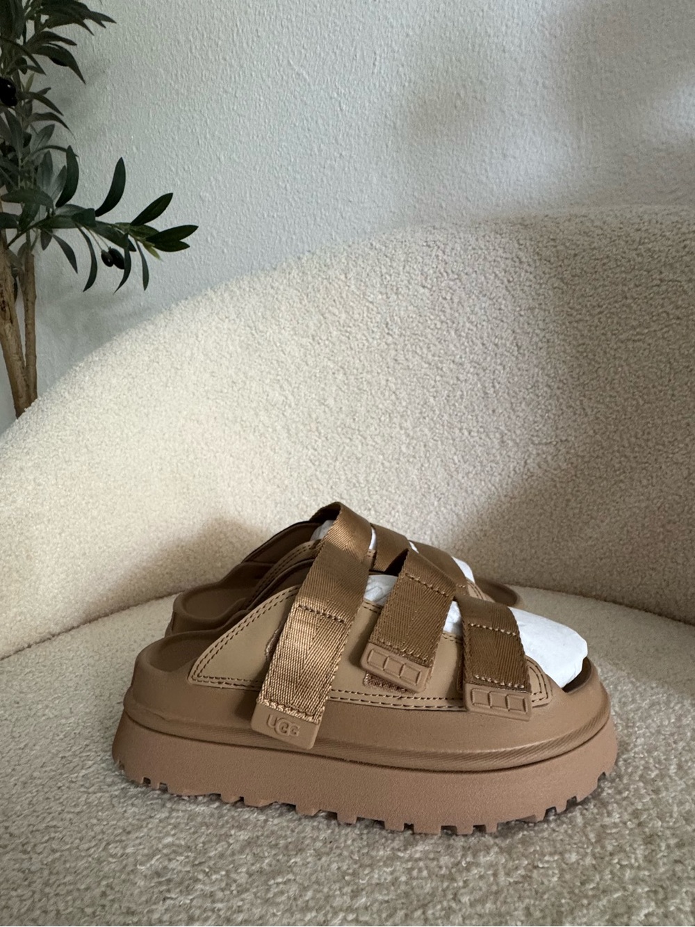 UGG Platform Sandal
